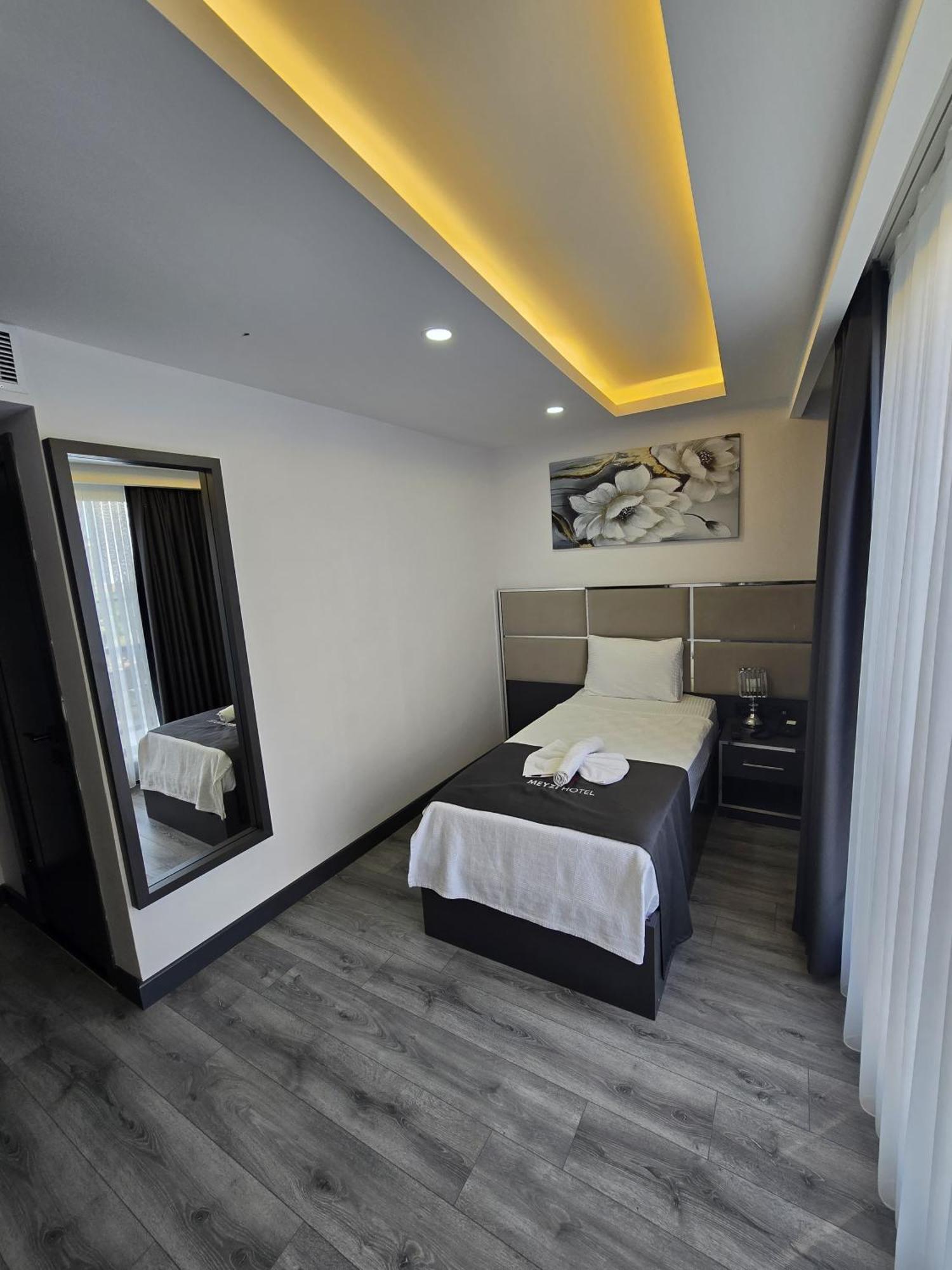 Meyzi Hotel Stambuł Zewnętrze zdjęcie